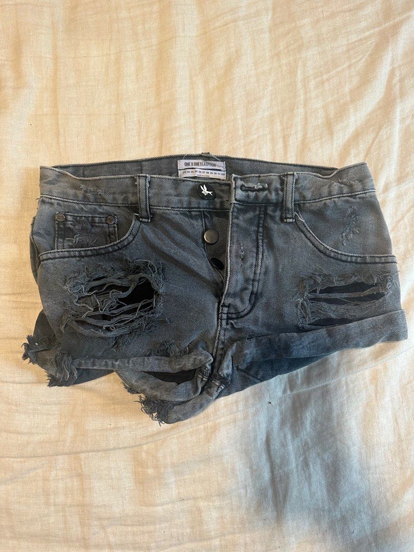 Black one hotsell teaspoon shorts
