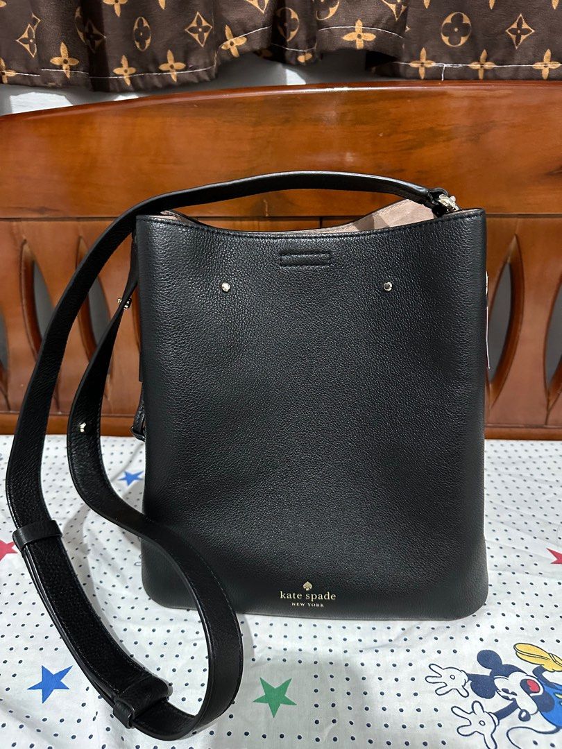 Kate spade 2024 black bucket bag