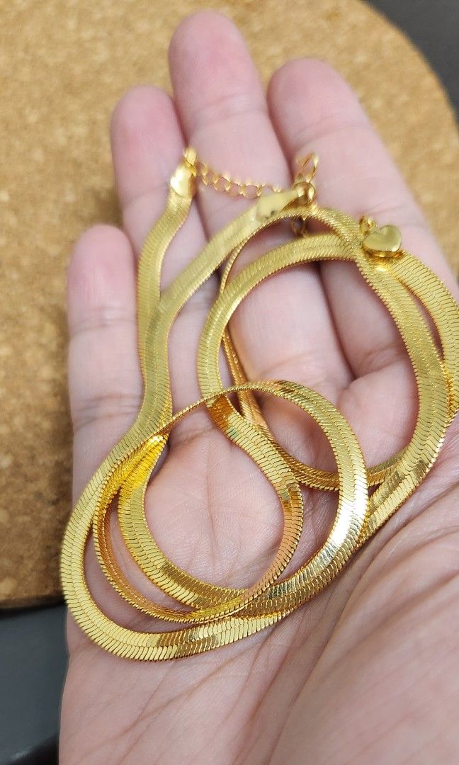 Flat snake new arrivals chain necklace