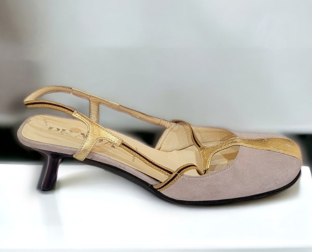 Round toe kitten new arrivals heels