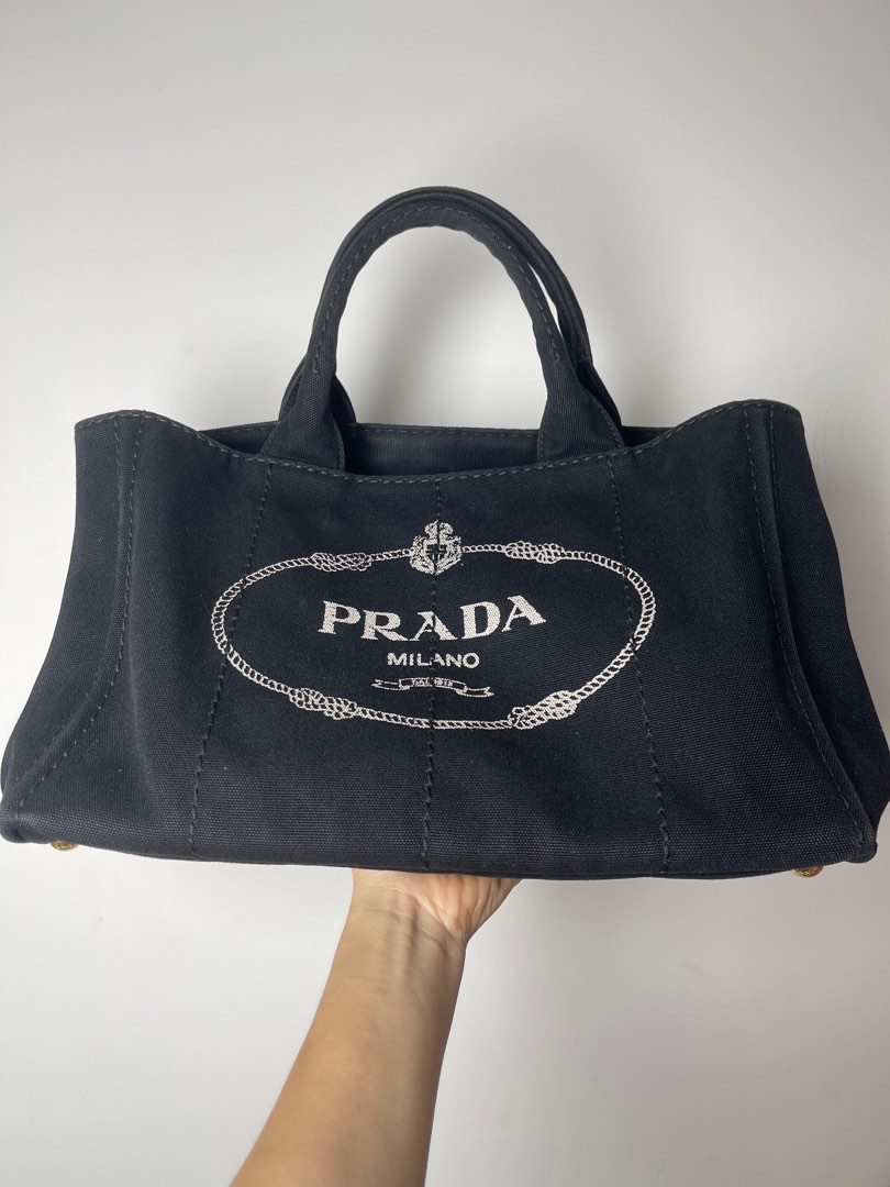 Prada Tote Bag 布袋, 女裝, 手袋及銀包, 多用途袋- Carousell