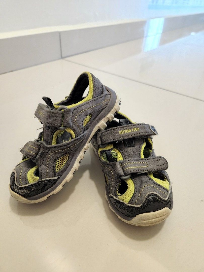 Stride rite hotsell sandals clearance