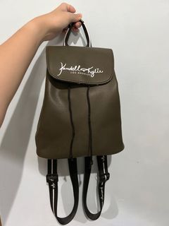 (Kategori: ) berada di . Dikirim oleh virin (ID iklan 1238451039, Gambar 1). Deskripsi: .