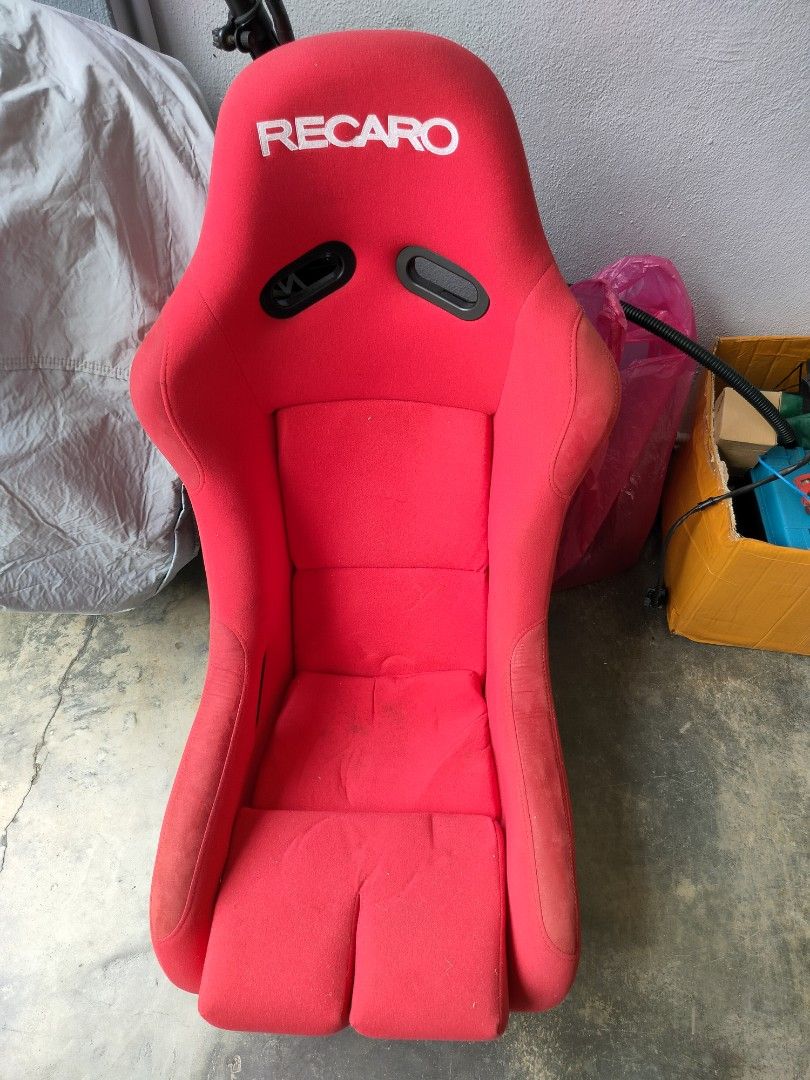 Second hand bucket seats top
