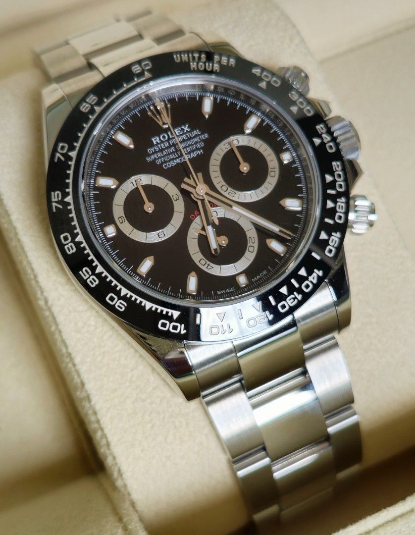 Rolex (Category: Luxury Watches) located in Manila. Submitted by bng21 (Listing ID 1238606950, Image 3). Description: brand new 2023 purchased reference 116500LN.