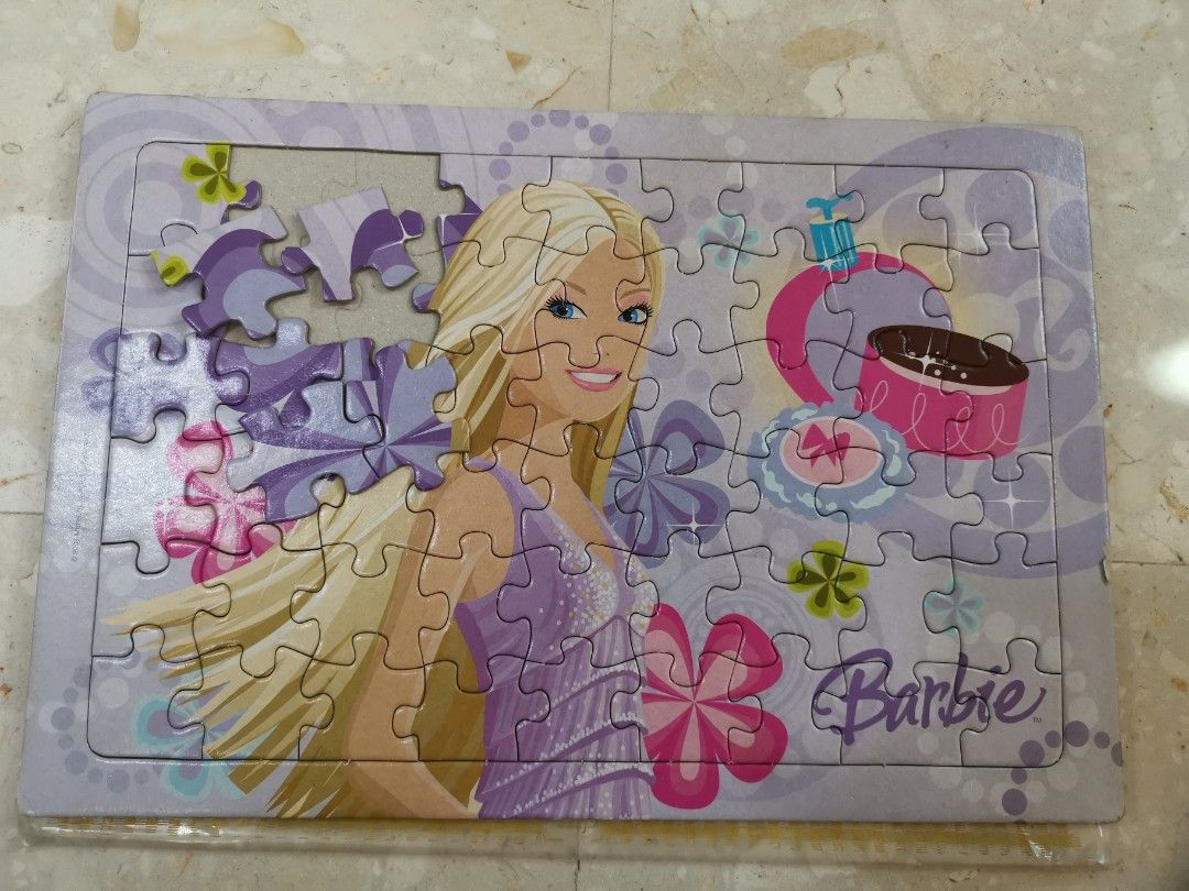 Barbie puzzle store games online