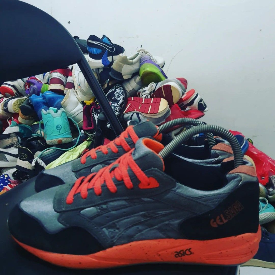 Sepatu tenis ASICS Gel SAGA Indonesia Size 43 Fesyen Pria Sepatu