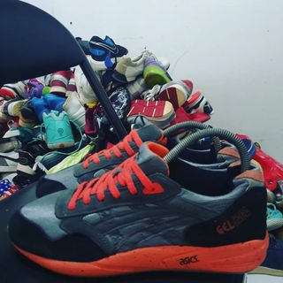 (Kategori: ) berada di . Dikirim oleh sneakers_ujungaspal (ID iklan 1238605323, Gambar 1). Deskripsi: .