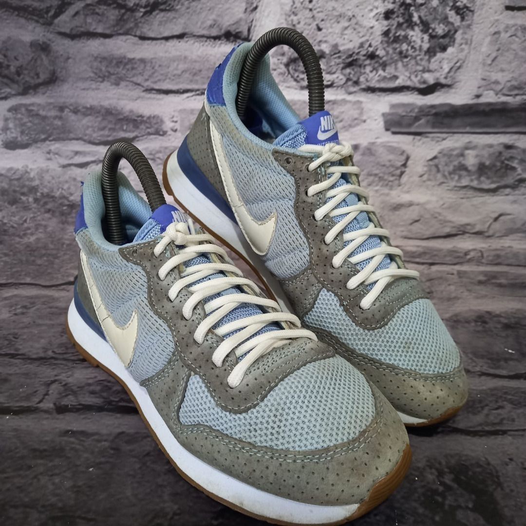 Nike internationalist wolf grey summit outlet white