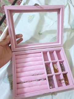 (Category: ) located in . Submitted by Hidexiiii (Listing ID 1238520021, Image 1). Description: .