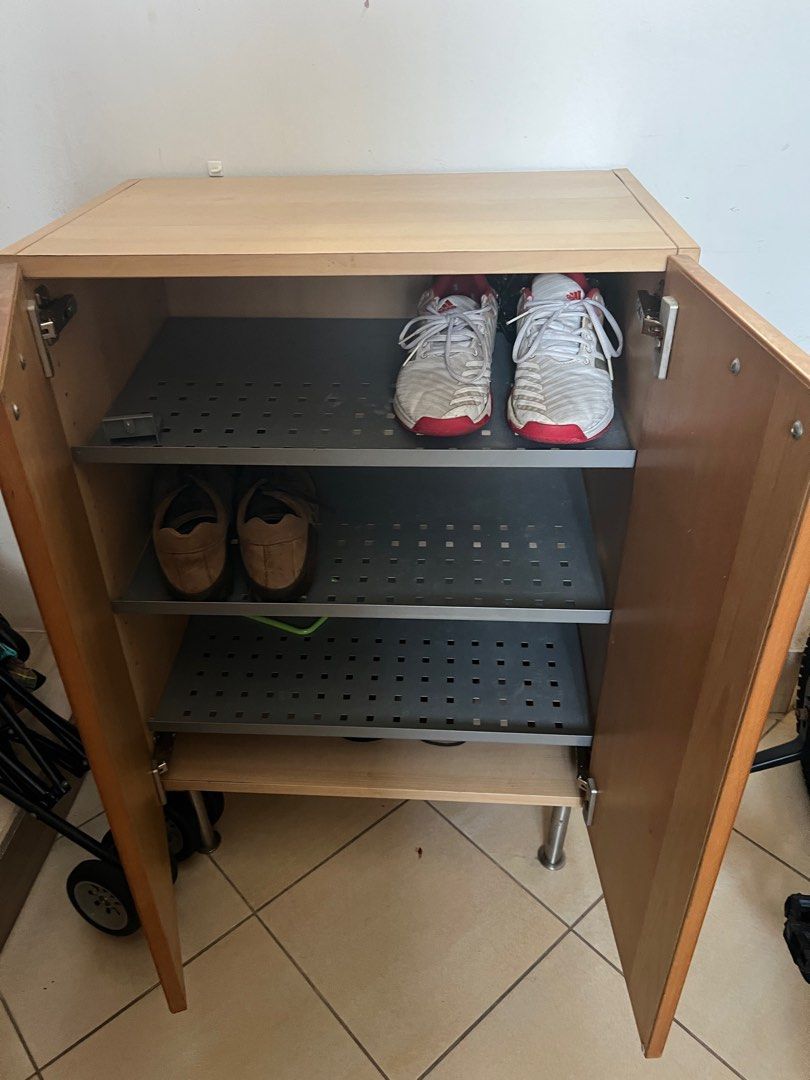 Radiator hotsell shoe rack