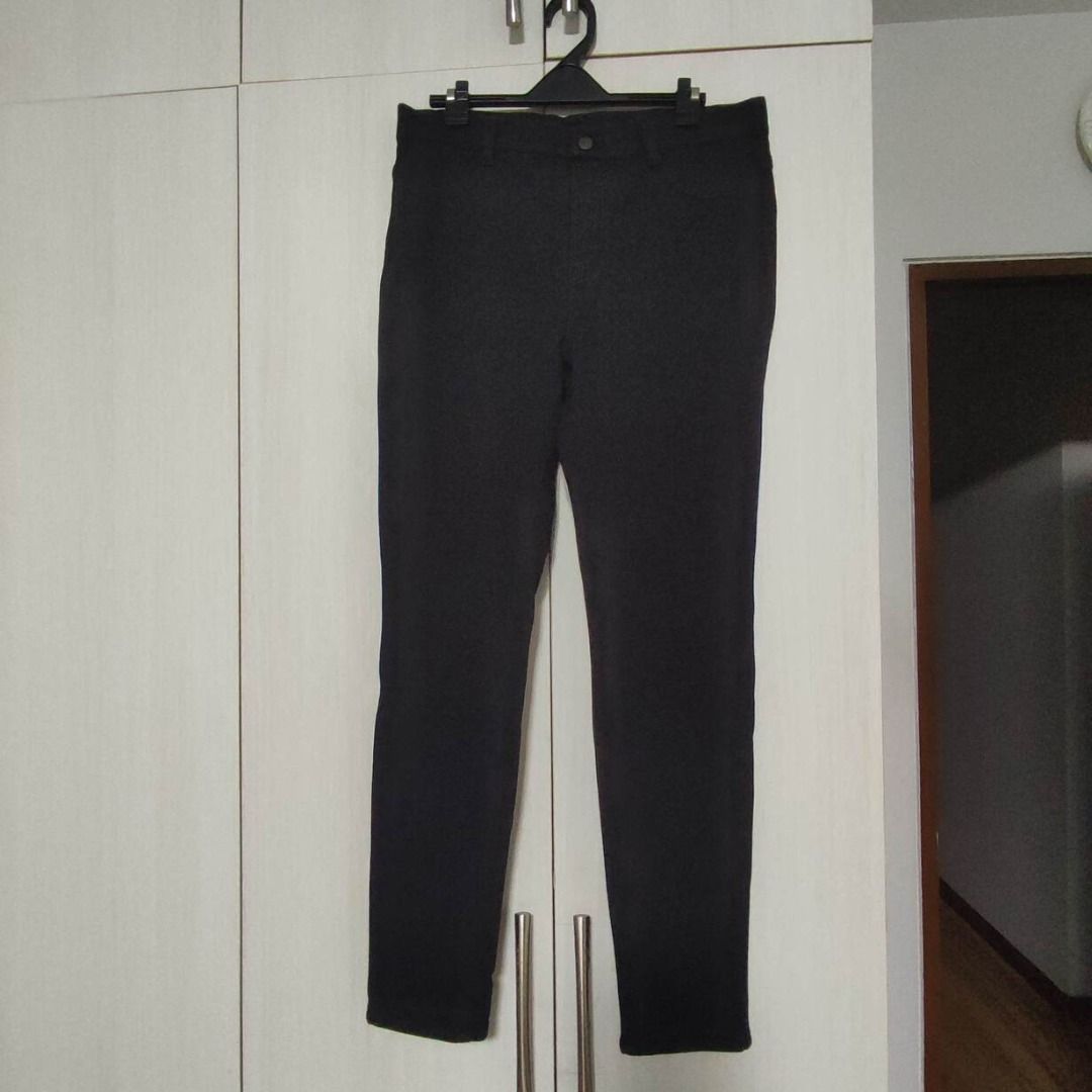 Uniqlo Heattech Ultra Stretch Pants, Women's Fashion, Bottoms, Other  Bottoms on Carousell