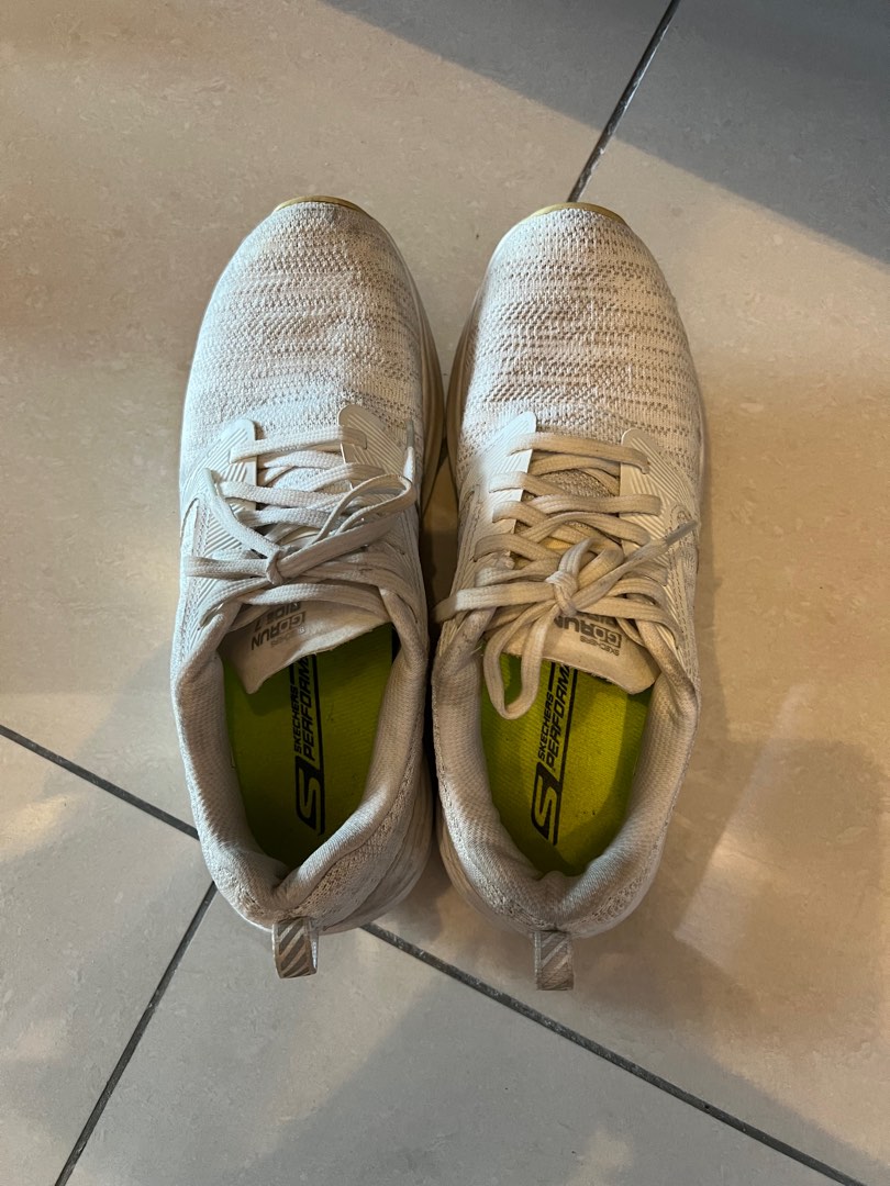 Skechers Sport Shoes Women s Fashion Footwear Sneakers on Carousell