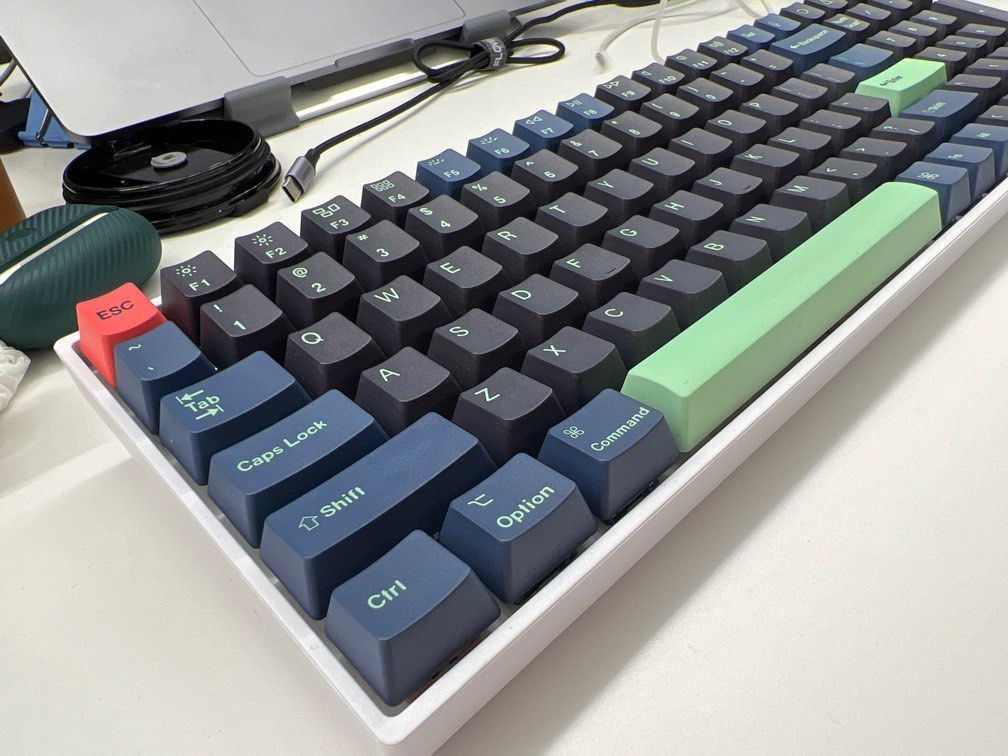Skyloong 96keys mechanical keyboard, Computers & Tech, Parts ...