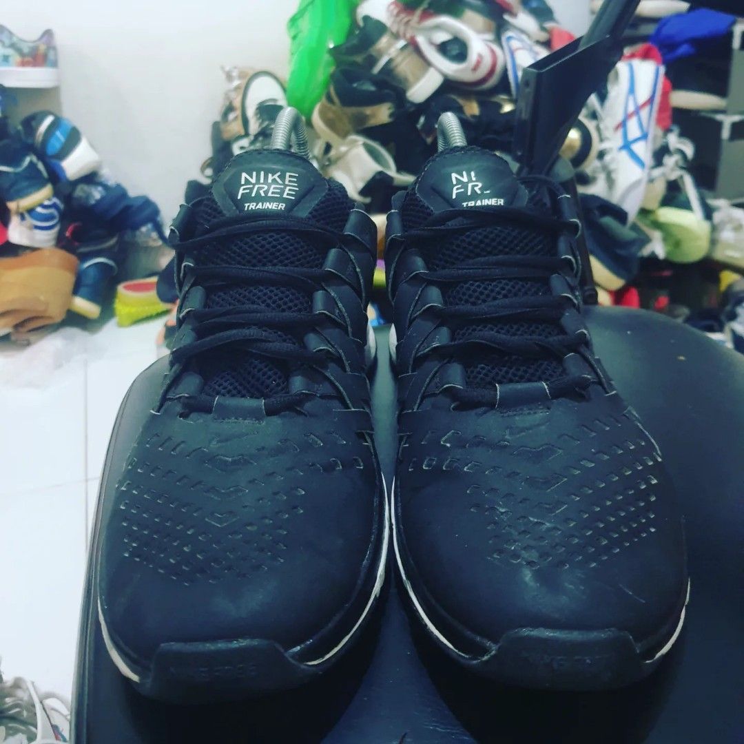 Nike free trainer 5.0 size 6 on sale