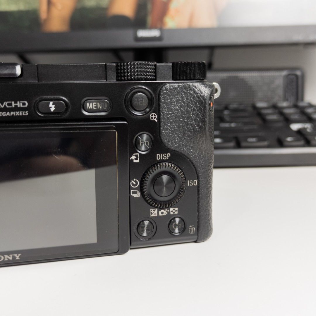 Sony a6000 + 50mm Lens, Photography, Cameras on Carousell