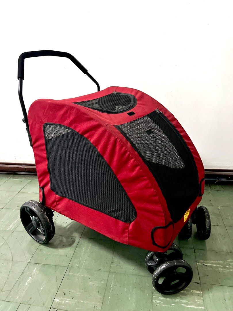Used large new arrivals dog stroller