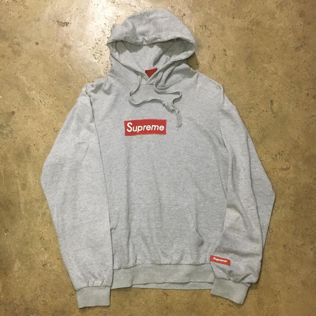 supreme hoodie, Men's Fashion, Tops & Sets, Hoodies on Carousell