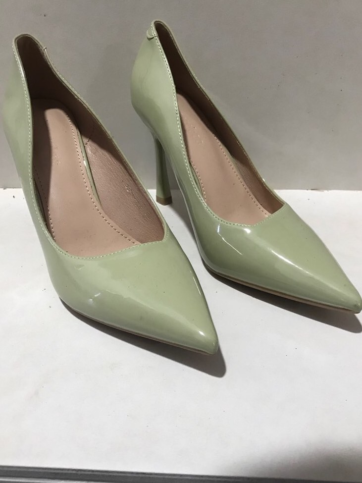 Sage green court shoes store