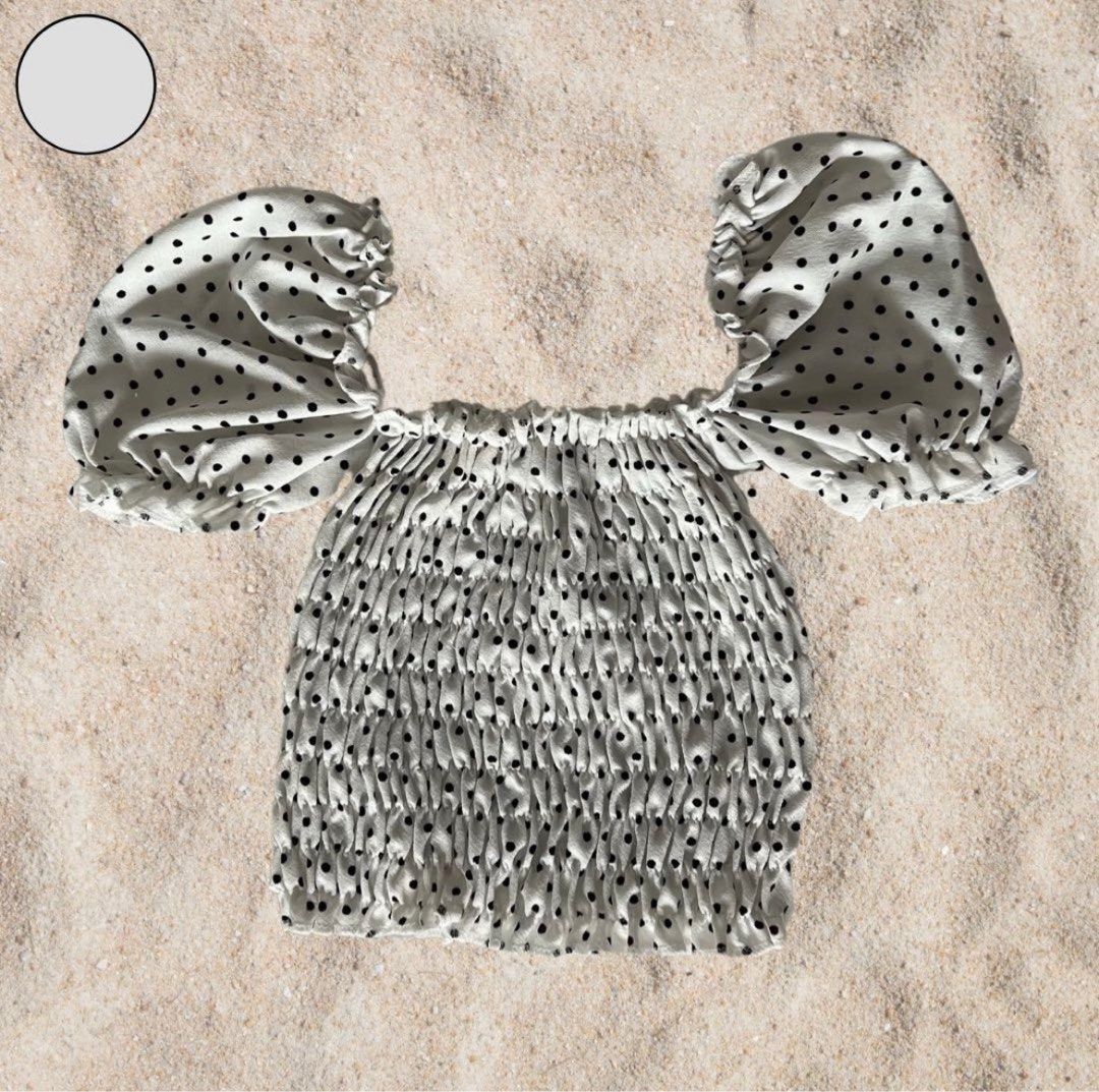 The Penthouse Polka Dot Puff Sleeves (Category: Blouses) located in Quezon City. Submitted by michascloset (Listing ID 1238455400, Image 3). Description: • black and white polkadot blousw • fitted and cropped puff sleeves • from The Penthouse, SM North Edsa • no damages • in need of funds.