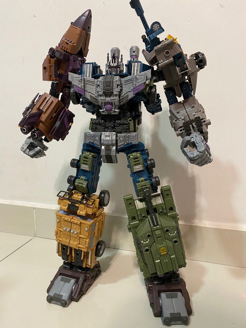 Bruticus toy 2025