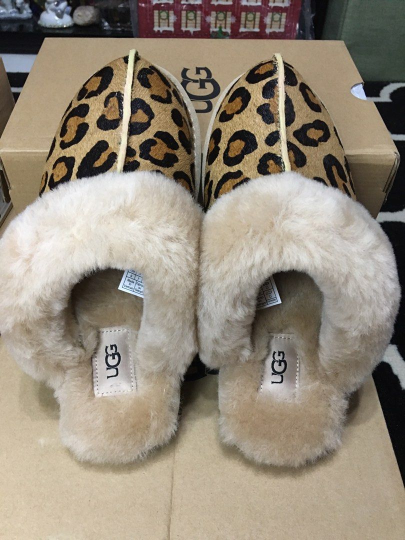 Ugg scuffette size 9 online