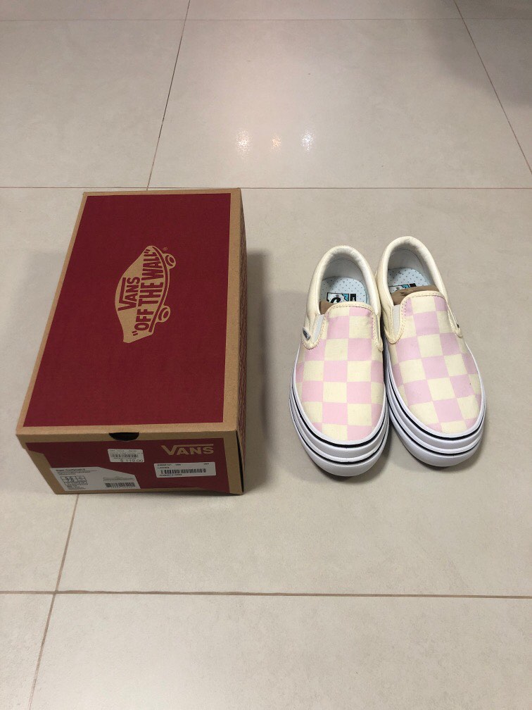 Pink hot sale vans aesthetic