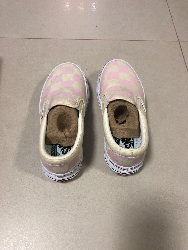Aesthetic checkered vans store