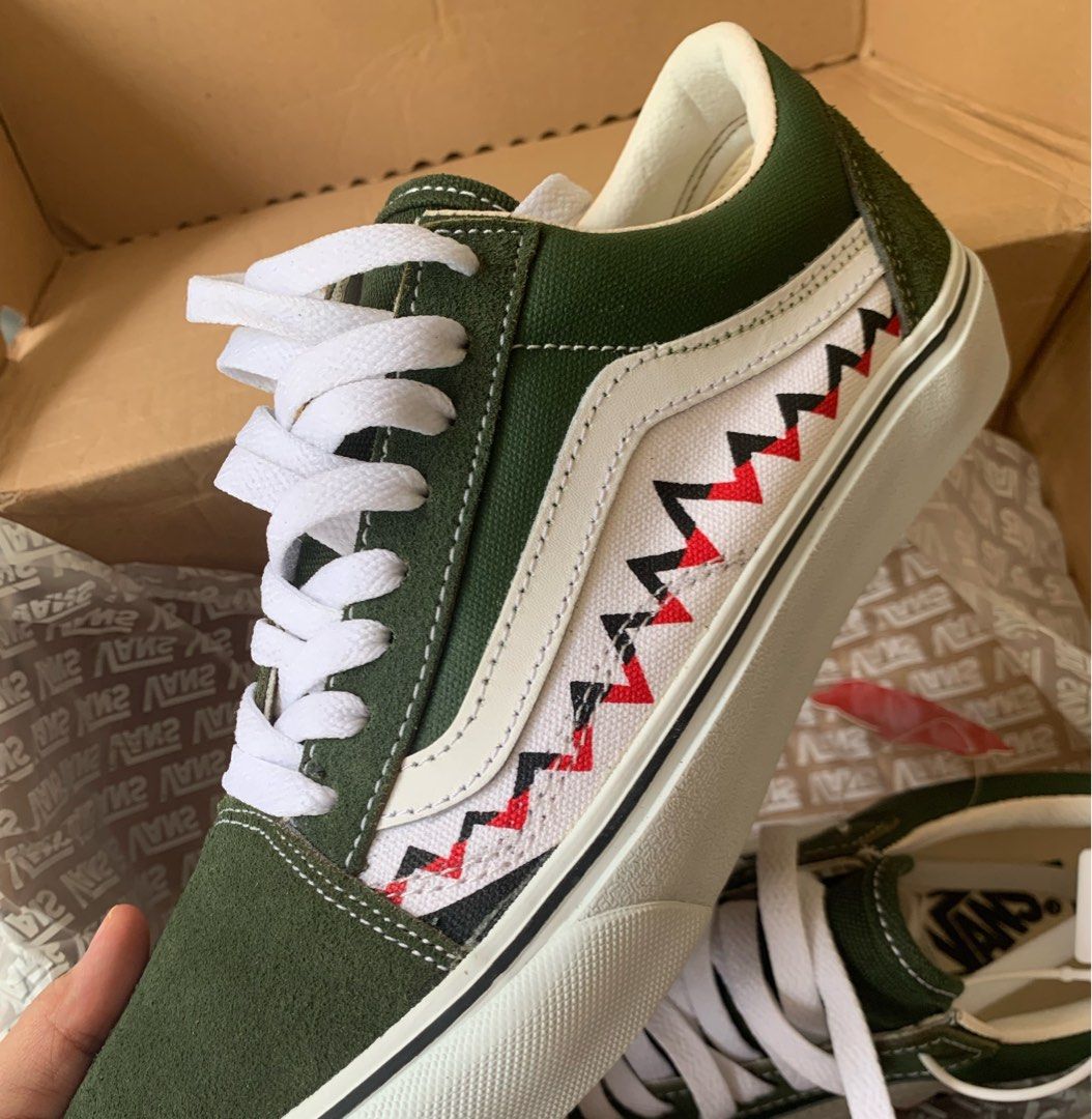 Sharktooth vans deals