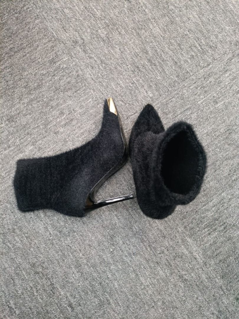 Versace fur boots online