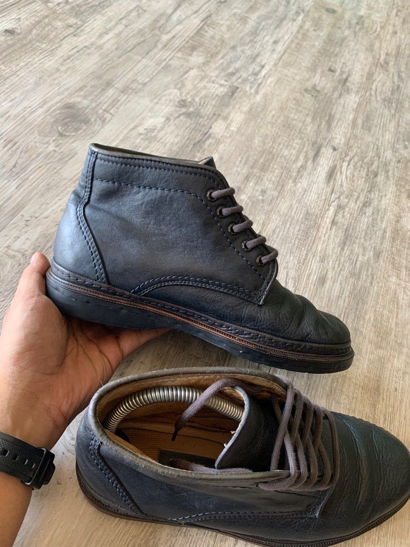 Old school bally boots top