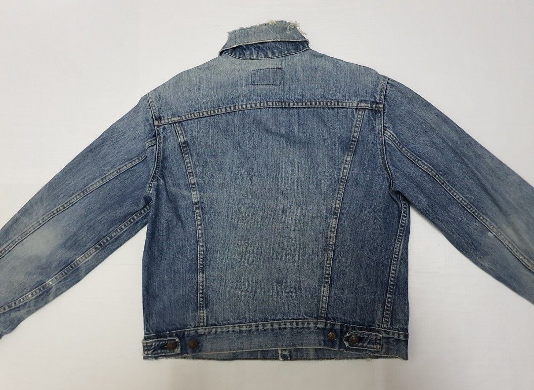 Vintage Levis Button 52 U.S.A. Distressed Denim Jacket. Men s