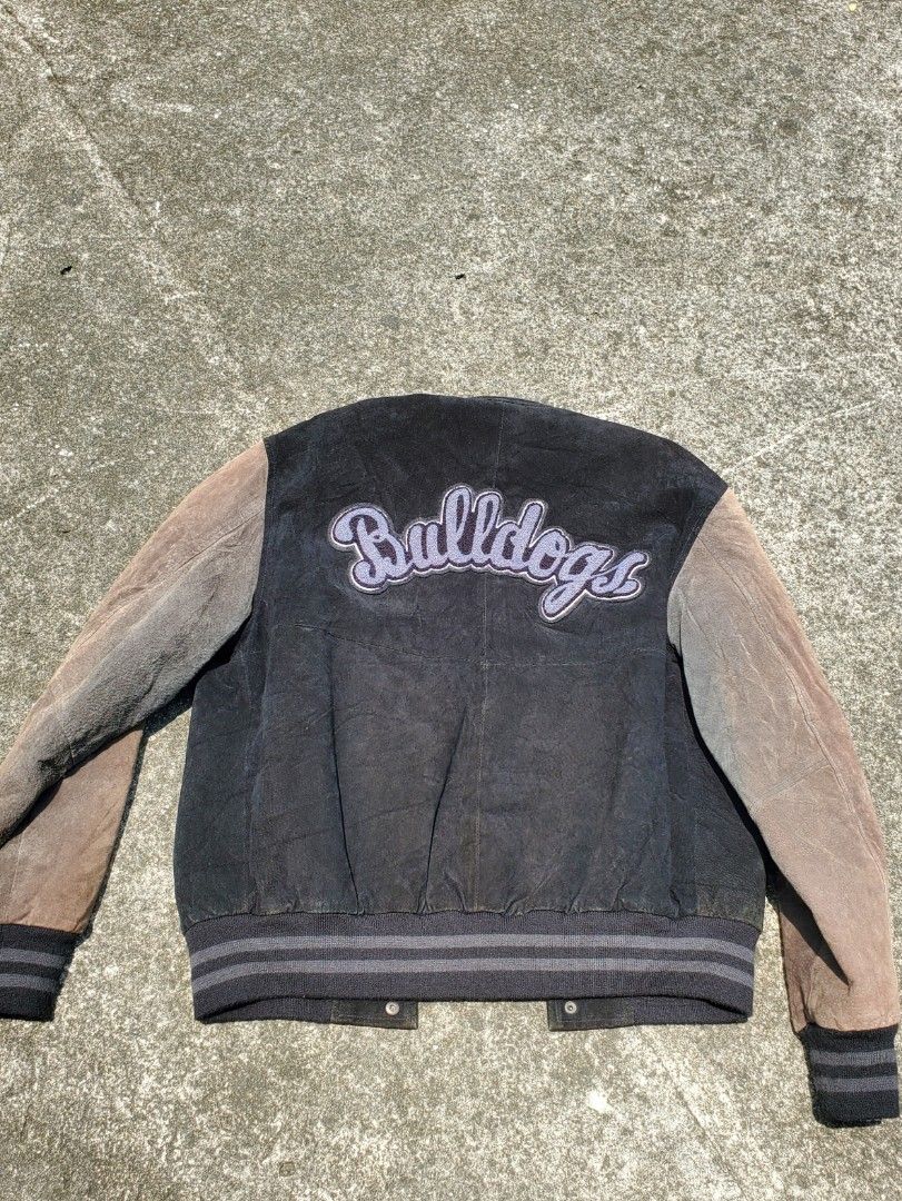 Vintage Suede Varsity Jacket (Category: Coats, Jackets and Outerwear) located in Pasig City. Submitted by esidisiii (Listing ID 1238458734, Image 2). Description: DogHouse Brand Union Made/Japan Dimes: 22 width, 25 length size M on tag Beautiful suede material which shows a worn and distressed look perfect for any type of fit. Pasig City loc gcash payment or meetup within metro manila last price na po.
