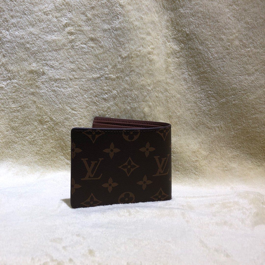 Louis Vuitton Wallet, Barang Mewah, Tas & Dompet di Carousell