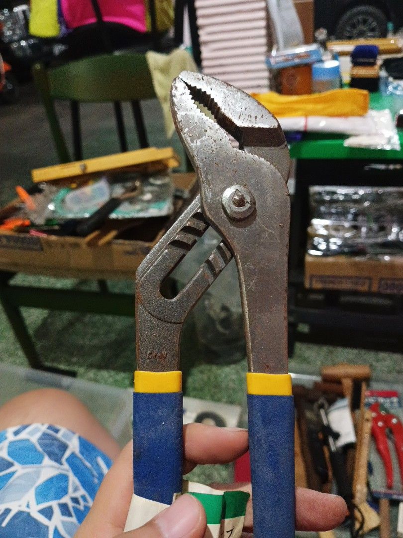 Water pump plier (Category: Construction Tools & Equipment) located in Legazpi City. Submitted by kikosgarage (Listing ID 1238448379, Image 2). Description: made in Japan.