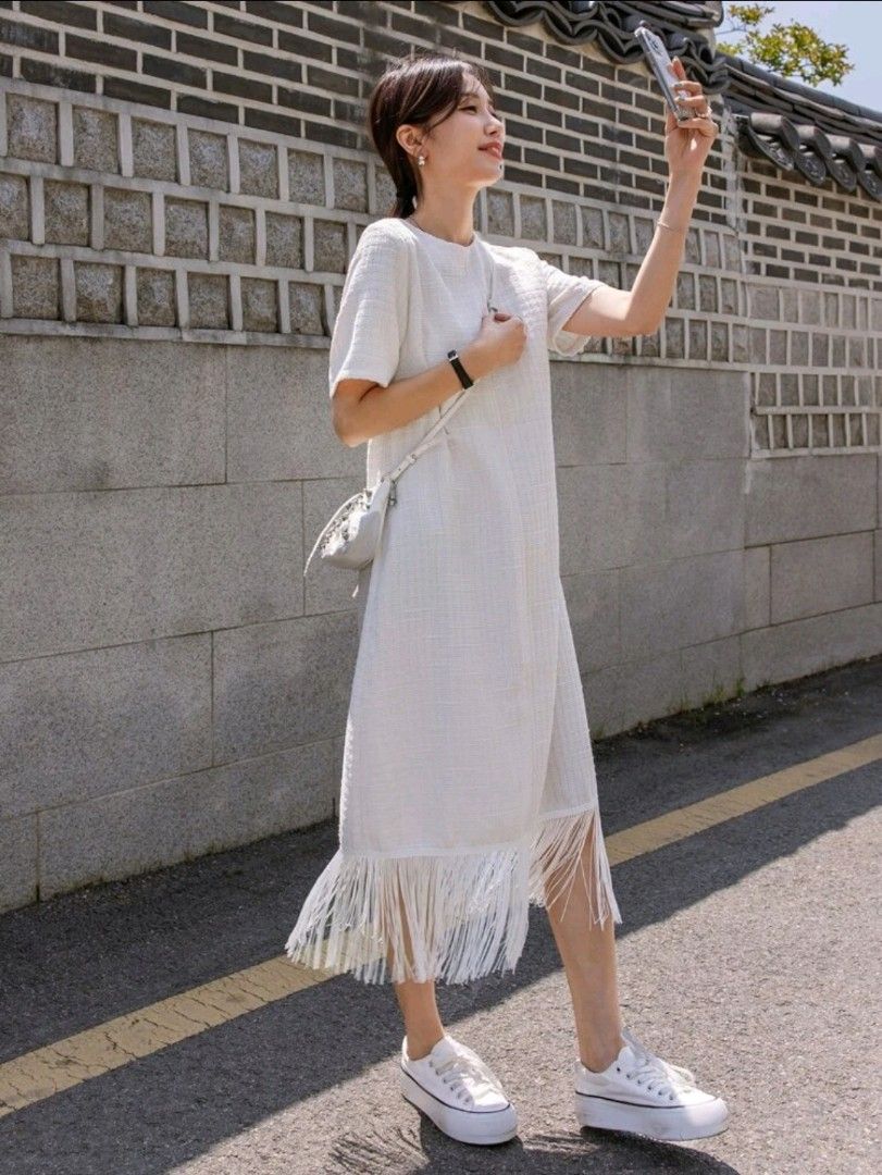 White best sale fringe dress