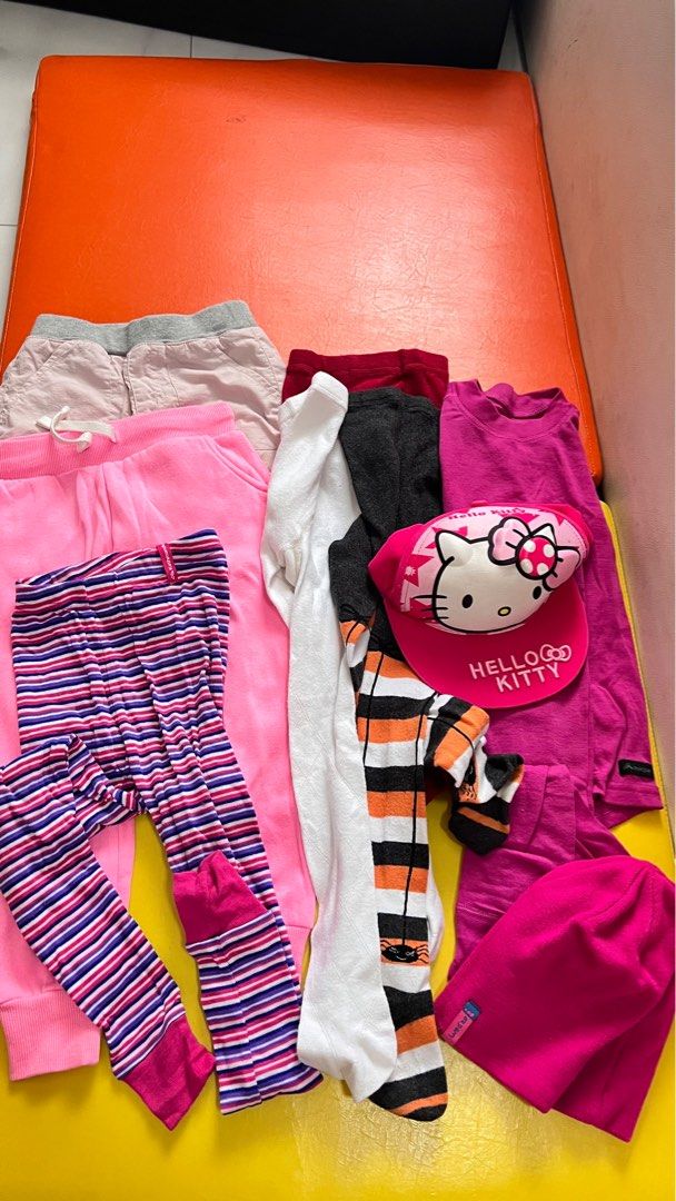 Winter clothes 4yo girl Uniqlo Heat Tech, Kathmandu macpac, Babies