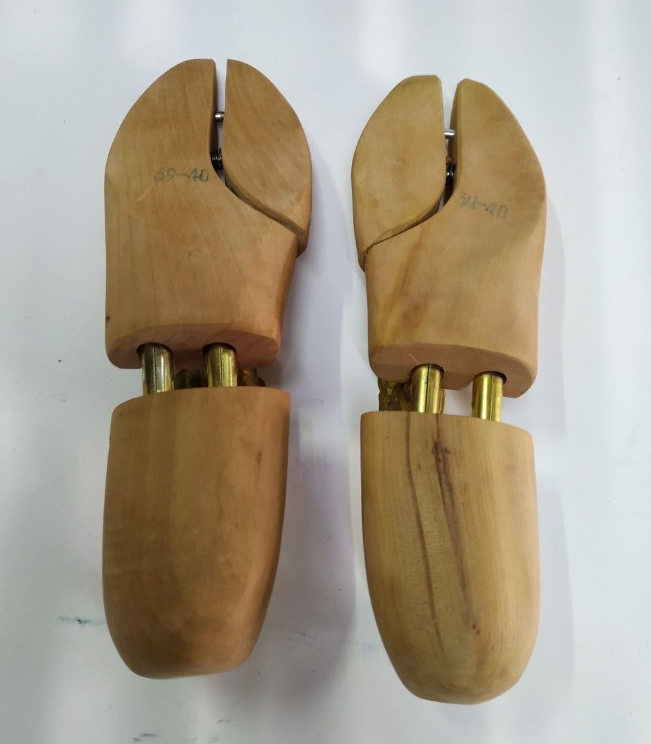 Wood Shoe Stretcher Adjustable Premium Boot Sneaker Shoes Moisture proof Shaper