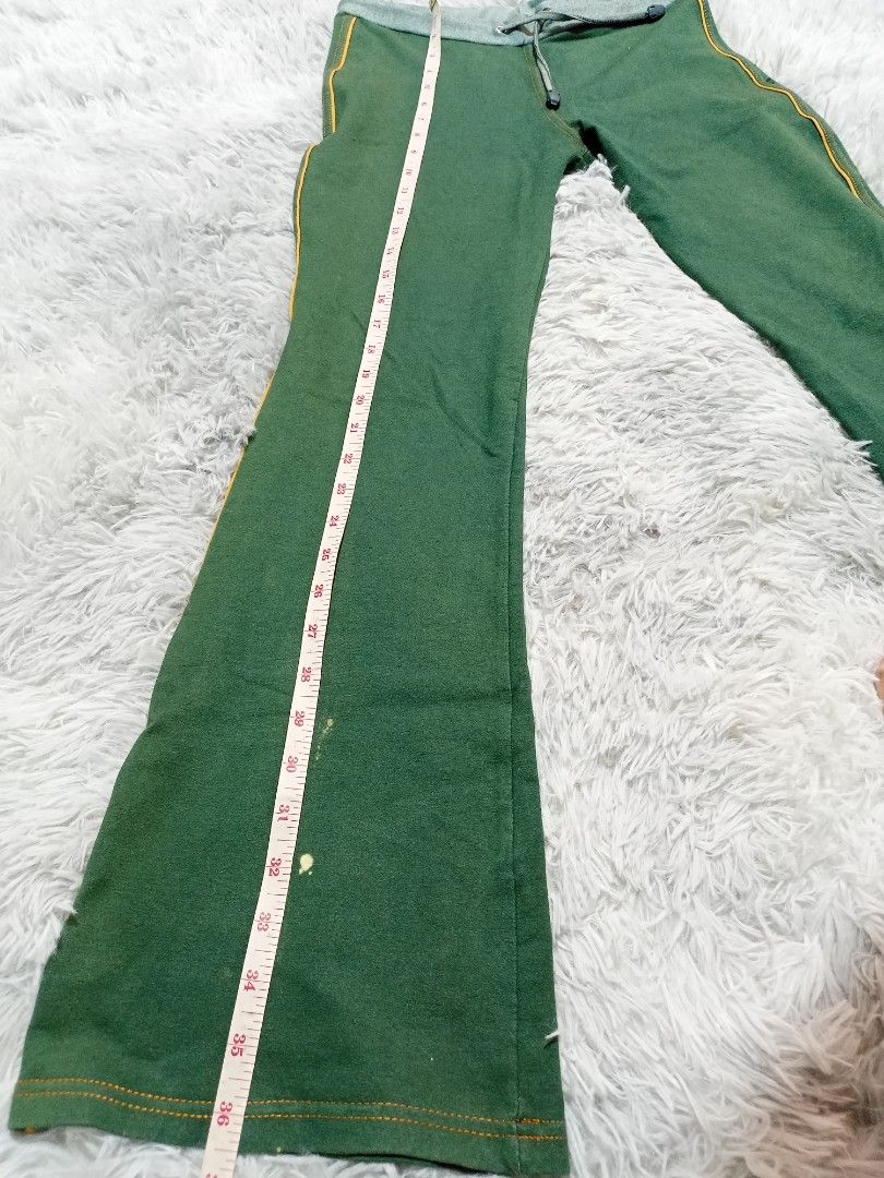 Y2k flared low rised pants (Category: Other Bottoms) located in Caloocan City. Submitted by _c14rr (Listing ID 1238607255, Image 2). Description: width:14" length:36.5 mabigat slight Flaws: nasa pic . . Edit(Oct. 17, 2025): Faded na yung dulo and missing yung isang cord stopper (last 2 photos) +sf mop:gcash . . ..