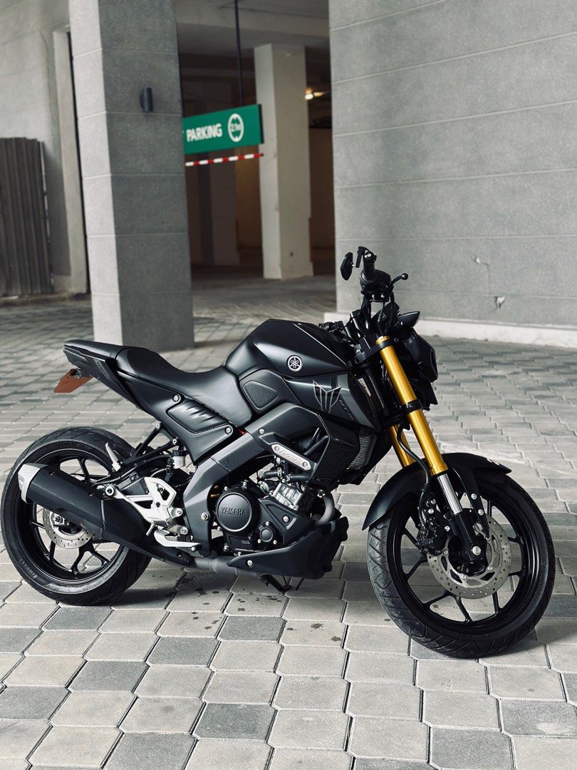 Mt 15 all store black