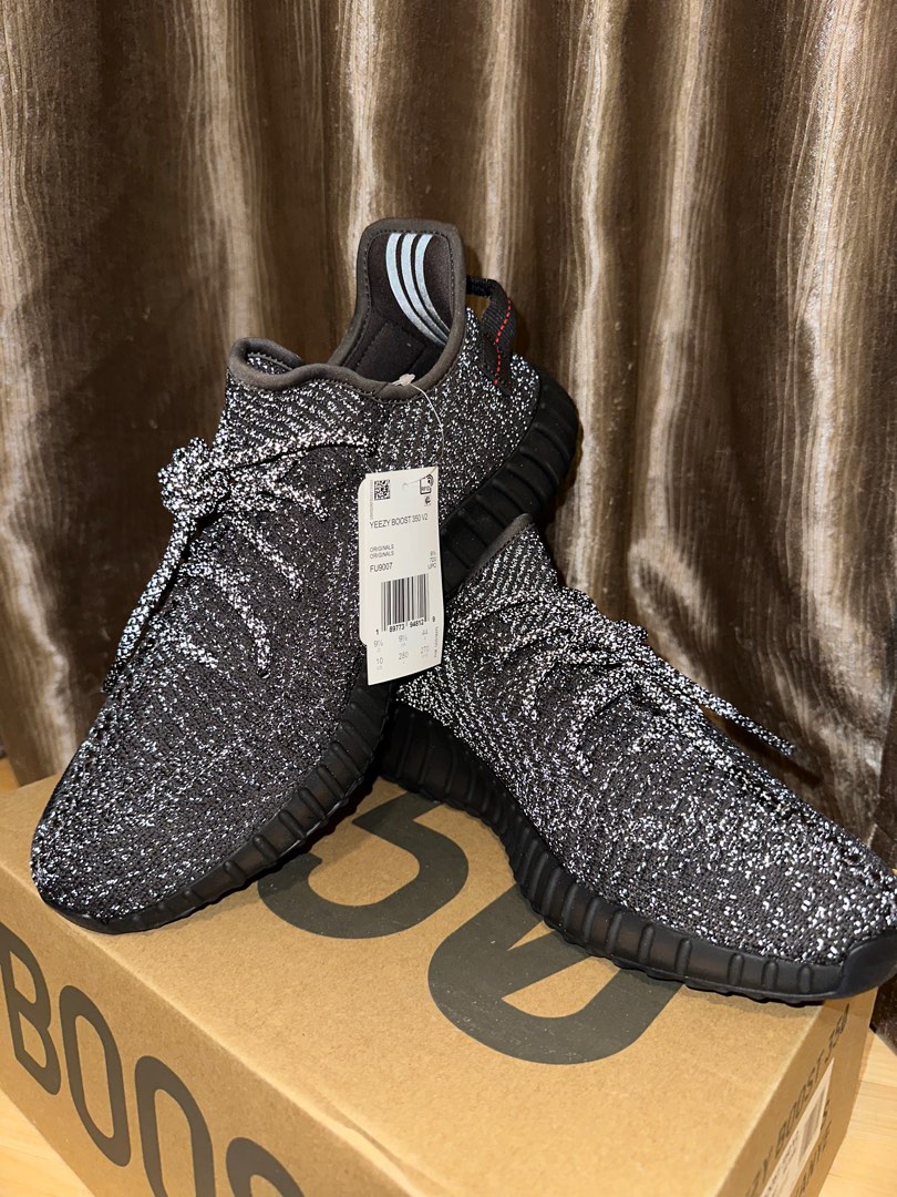 Yeezy Boost 350 V2 Static Black Reflective, Men's Fashion, Footwear,  Sneakers on Carousell