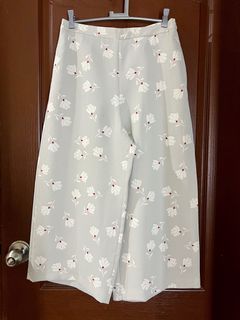 Zara Floral Gaucho Pants