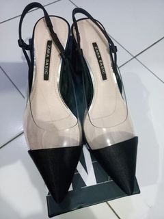 Zara size 36, baru pakai sekali. Masih cucook ya kak