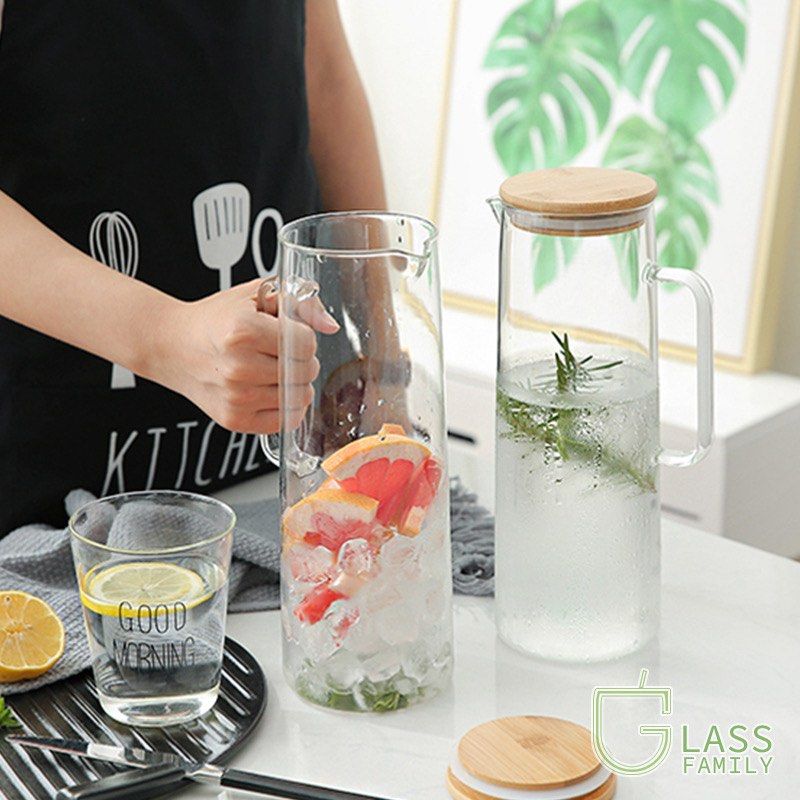 New 1.7L Glass Water Pitcher With Handle Bamboo Lid Heat Resistant