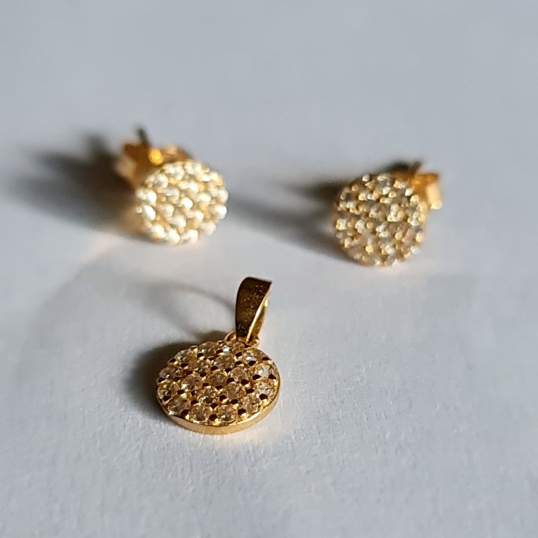 Gold pendant top earring ring set