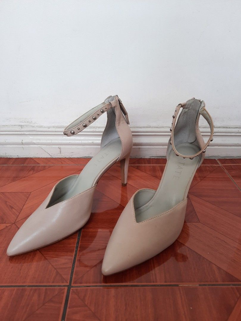 1.STATE - Glitter Silver Heels! on Designer Wardrobe