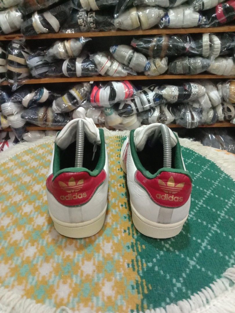 6.5 uk adidas superstar stripe merah Men s Fashion Footwear
