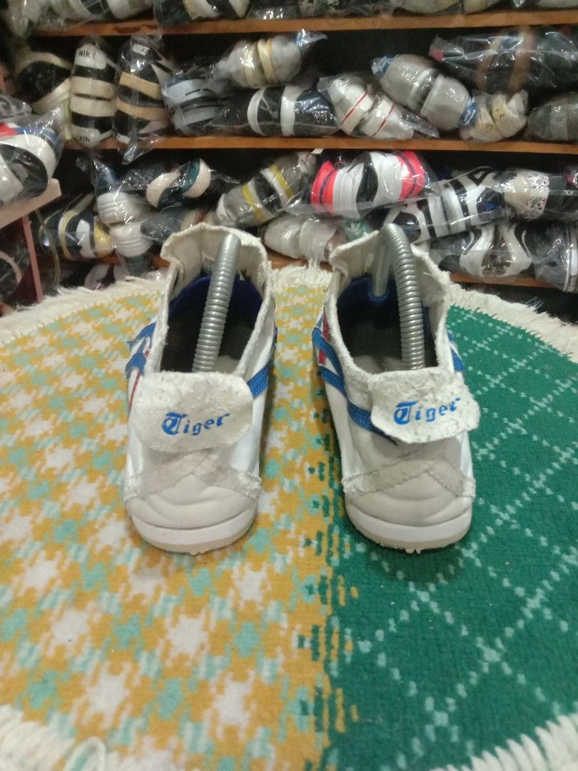 Onitsuka fake hotsell