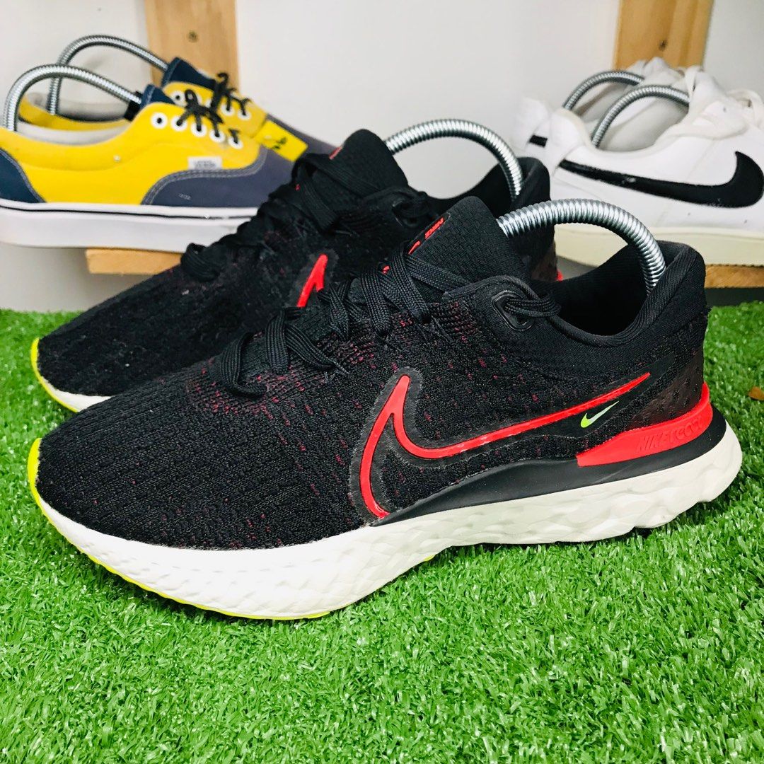 NIKE REACT USED ITEM BUNDLE SNEAKER JOGGING RUNNING SHOES