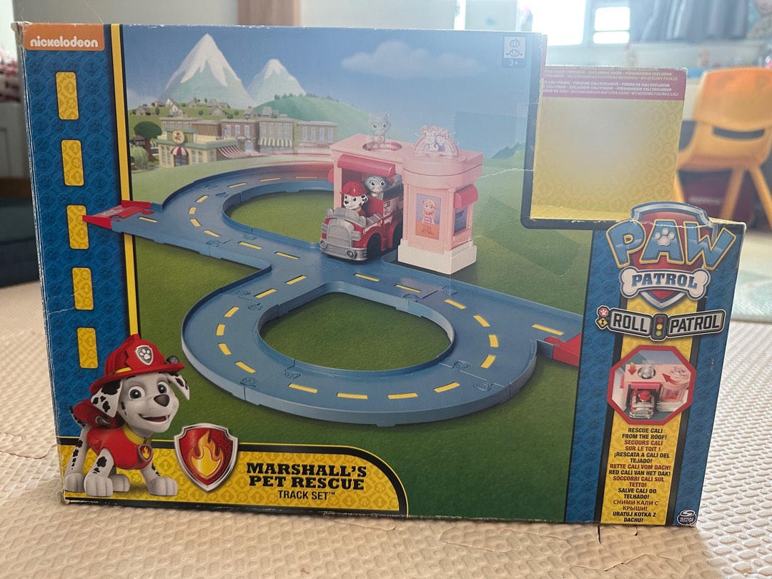 Paw patrol marshall's deals pet rescue track set